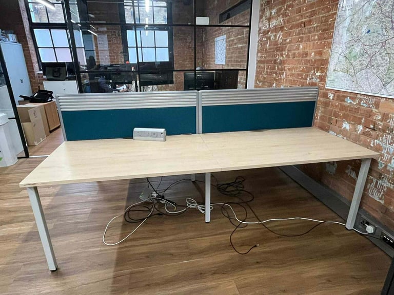 Steelcase 4-Person Bench Desking, Maple / White, Desktop Screen, W1200mm