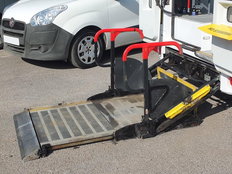 2017 Mercedes-Benz SPRINTER 514 CDI 7G-TRONIC Automatic Euro 6 - 17 Seat PSV WAV