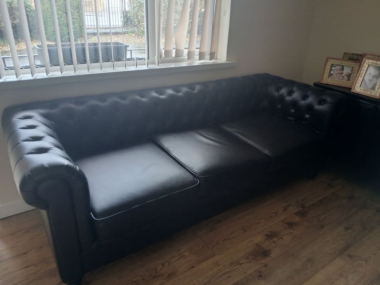 3 seater and 2 seater sofas 