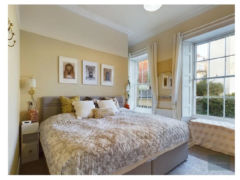 1 huge lovely one bedroom for rent: NO CORPORATE INQUIRY.