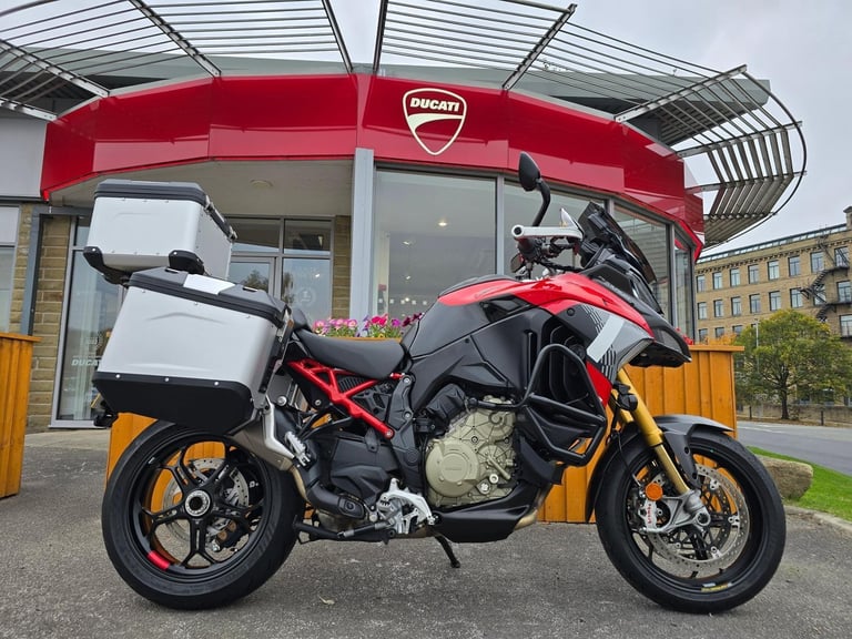 image for Ducati Multistrada Pikes Peak 2025, full luggage 