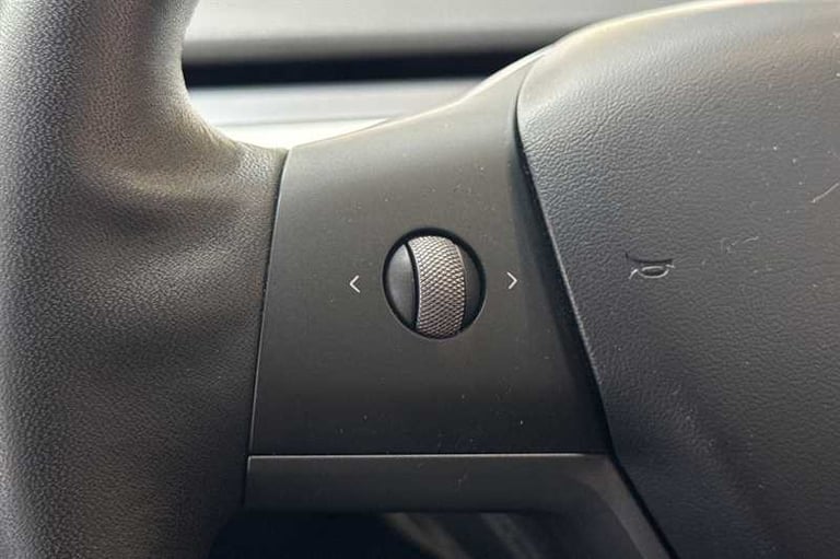 2021 Tesla Model 3 Long Range AWD 4dr Auto SALOON ELECTRIC Automatic