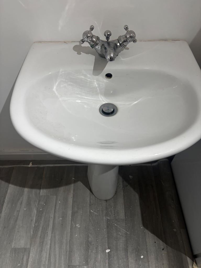 Sink and Pedestal  and taps 