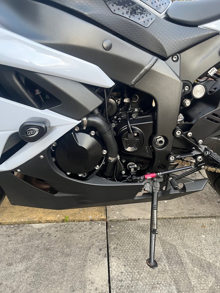 Kawasaki, Ninja ZX 6R, 2010, 599 (cc)