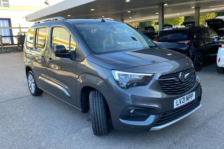  Vauxhall Combo Life 1.2 Turbo Elite MPV 5dr Petrol Auto Euro 6 s/s 130 Ps