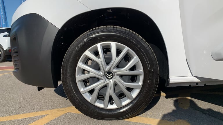 2024 Citroen Berlingo 1.5 BlueHDi 950Kg Driver Edition 130ps EAT8 [S/S] PANEL VAN DIESEL Automatic