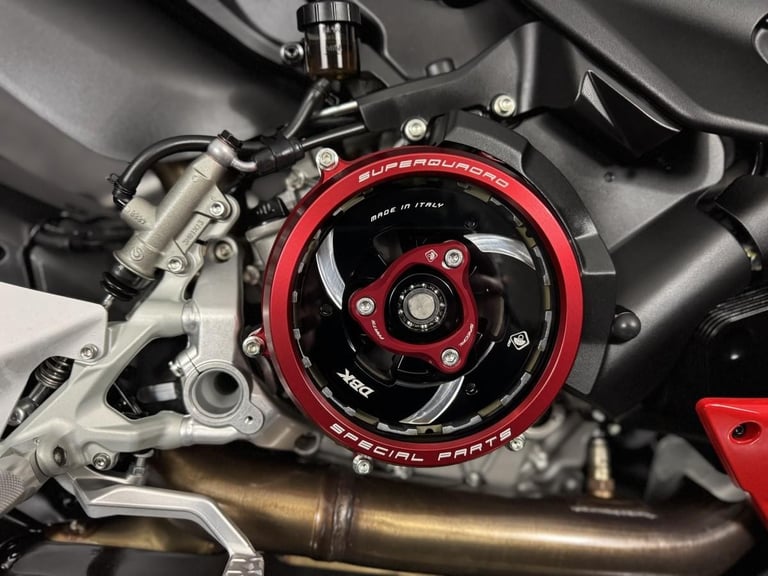 DUCATI STREETFIGHTER V2 2023