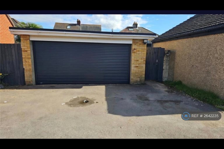 3 bedroom house in Fareham Road, Gosport, PO13 (3 bed) (#2642235)