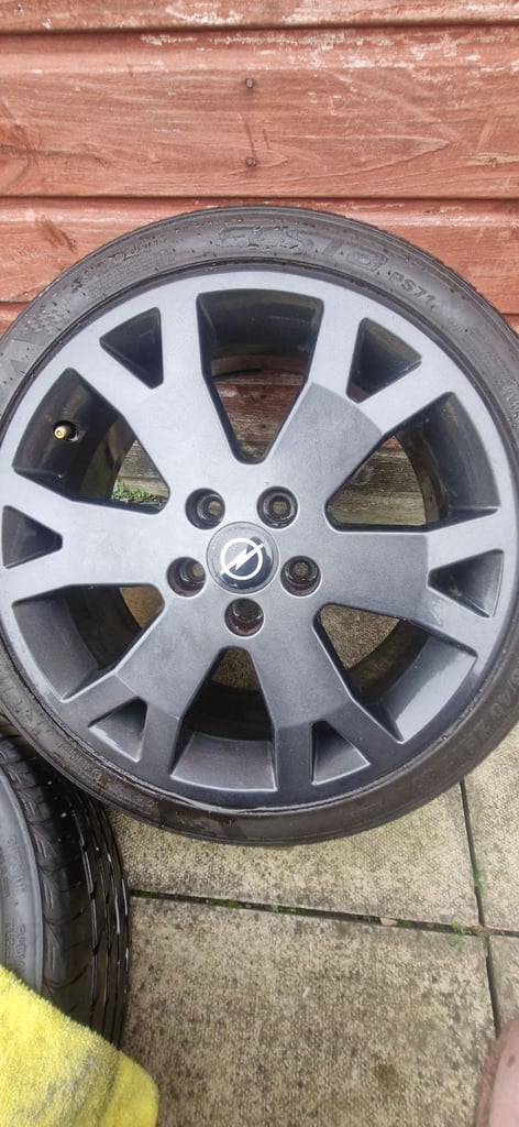 Vauxhall alloys 