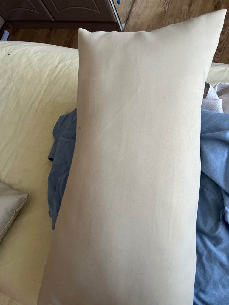 Pillow cushions used different colours Joblot and sizes 