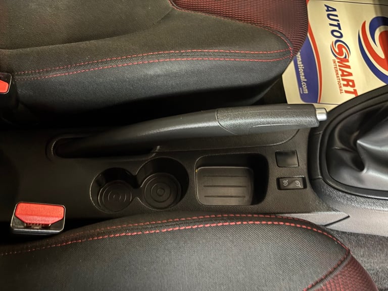 2016 Renault Clio 1.2 16V Play 5dr HATCHBACK Petrol Manual