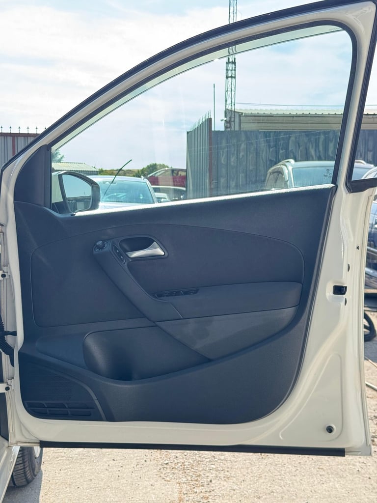 2025 Volkswagen Polo 1.4 tsi bluemotion DSG Hatchback PETROL Automatic