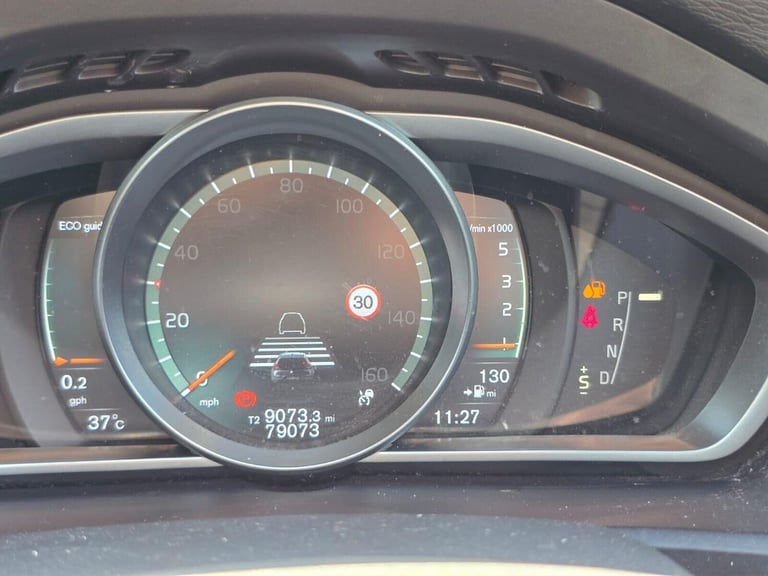 2019 Volvo V40 2.0 D2 Momentum Edition Auto Euro 6 (s/s) 5dr Hatchback Diesel Automatic
