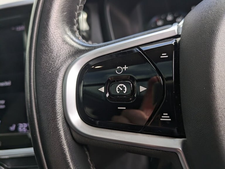 2020 Volvo V60 Cross Country B5 MHEV Estate HYBRID Automatic