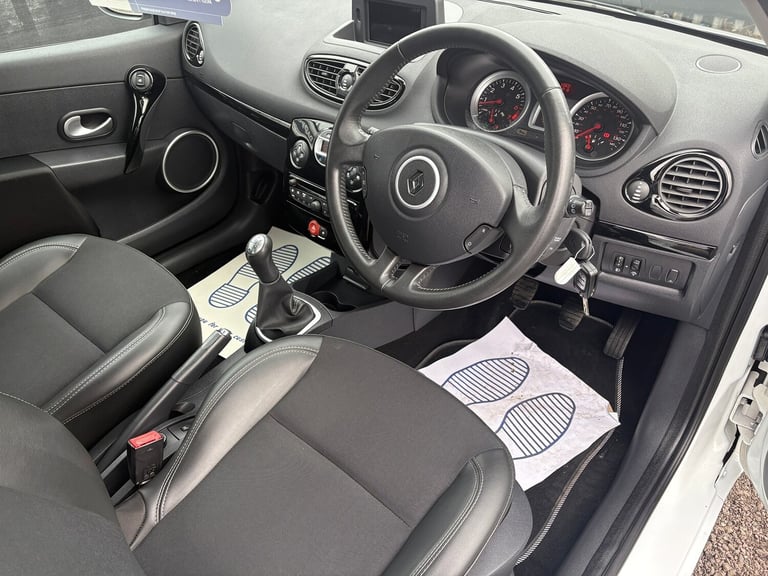 2012 Renault Clio 1.2 16V GT Line TomTom 3dr HATCHBACK PETROL Manual