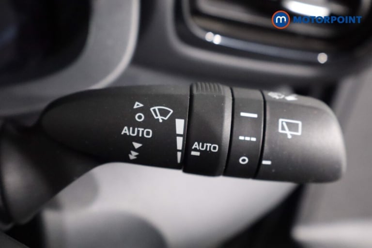 2023 Toyota Yaris Cross 1.5 Hybrid Design 5dr CVT Estate Hybrid Automatic