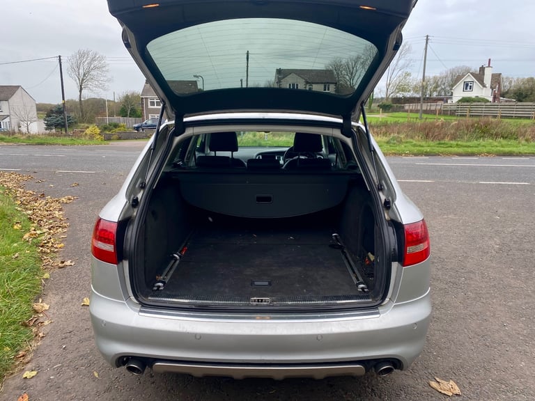 Audi A6 Allroad 2010 3.0 tdi Quattro 