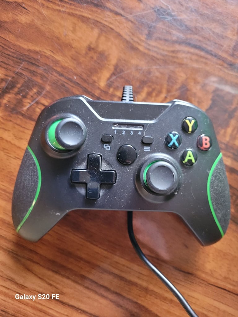 Xbox Controller Lot for Spares & Repairs - 6 Controllers Faulty/Joblot Deal