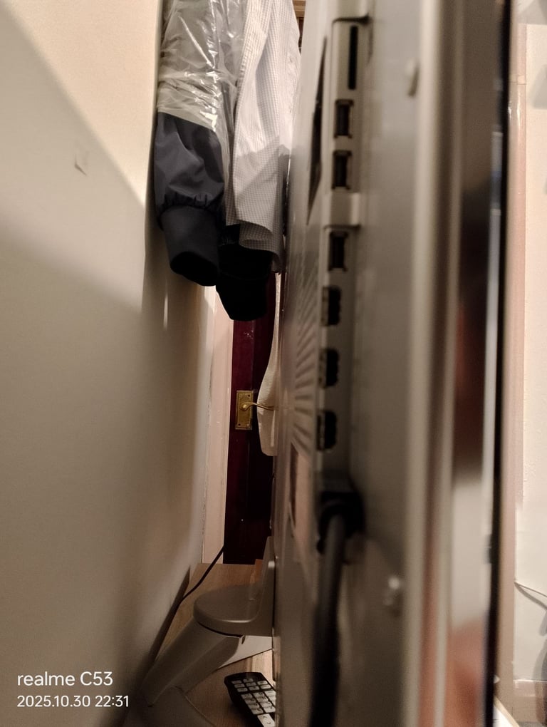 GREAT 55"3D, led, Freeview TV, not full smart 