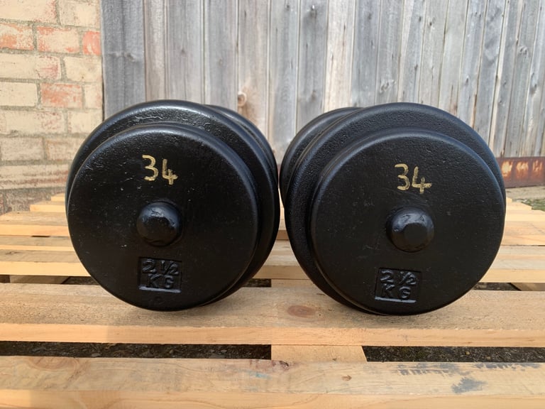 2 x 34kg Cast Iron Dumbbells