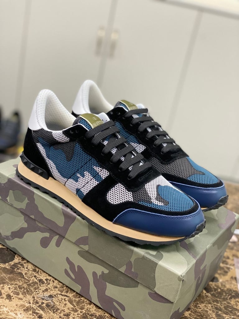 Massive Clear-Out: Brand New Kicks Need a New Home!Many size!