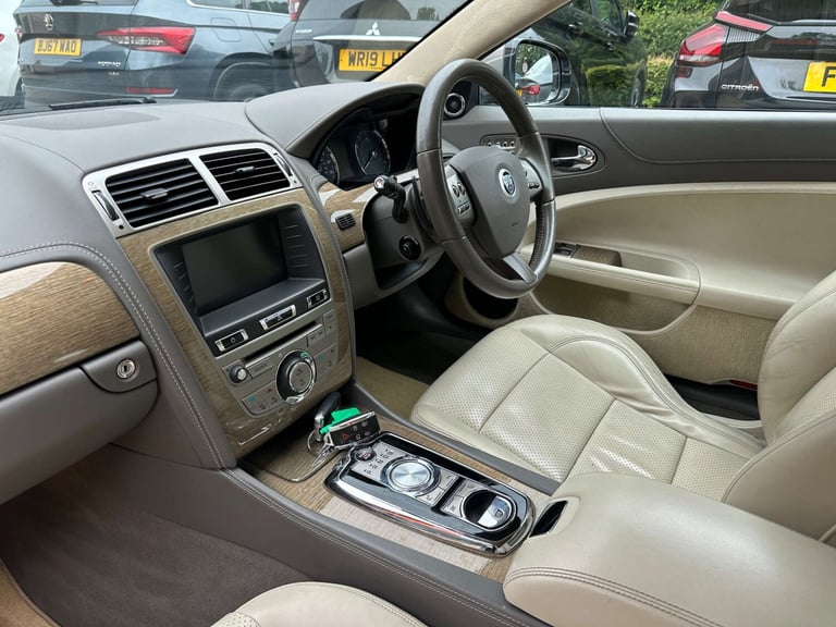 2010 Jaguar XK 5.0 V8 Portfolio 2dr Auto COUPE PETROL Automatic