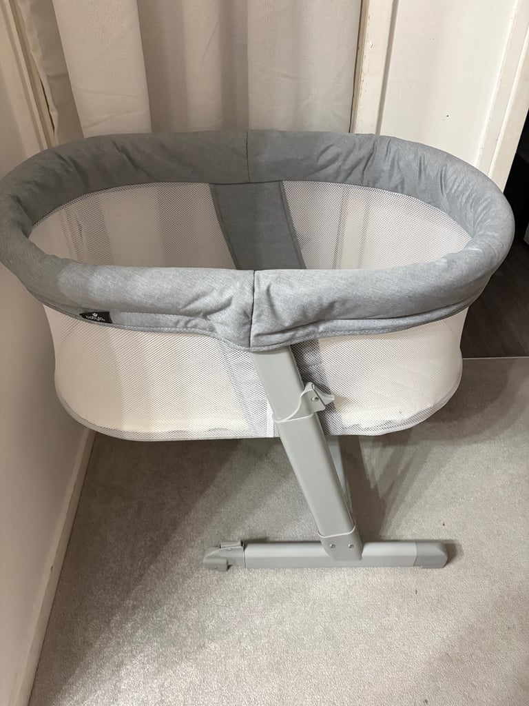 image for Babylo crib and mattress 