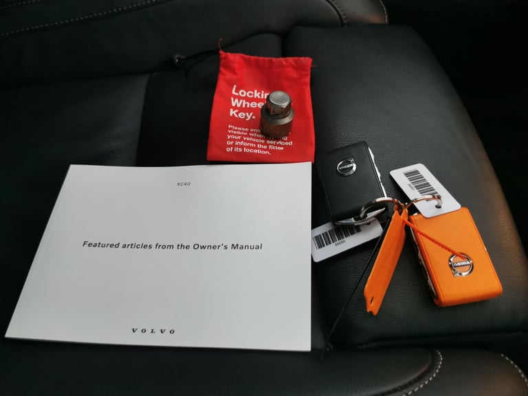 2022 Volvo XC40 2.0 B3P Plus Dark 5dr Auto ESTATE PETROL Automatic