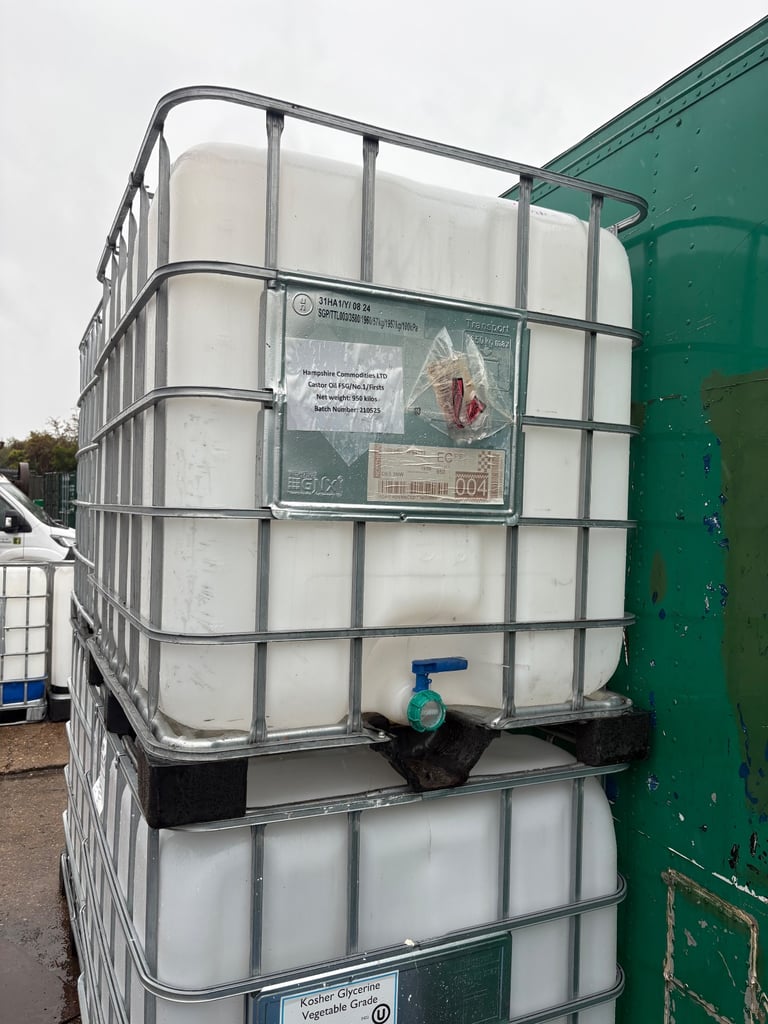 Food grade 1000 litre Ibc tank animals farming allotments diesel 