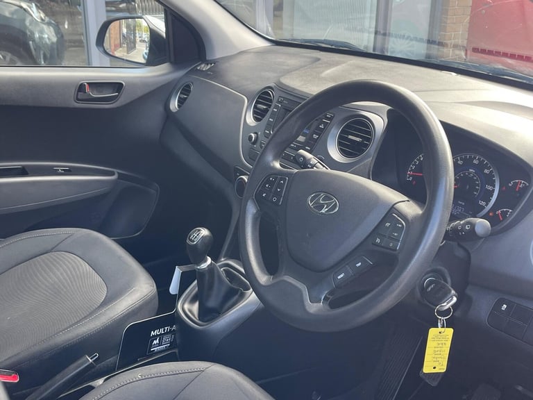 2017 Hyundai i10 1.0 SE Euro 6 5dr HATCHBACK Petrol Manual