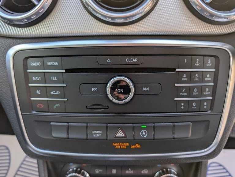 2016 Mercedes-Benz GLA 2.1 GLA200d Sport SUV 5dr Diesel 7G-DCT Euro 6 (s/s) (136 ps) ESTATE Diese...