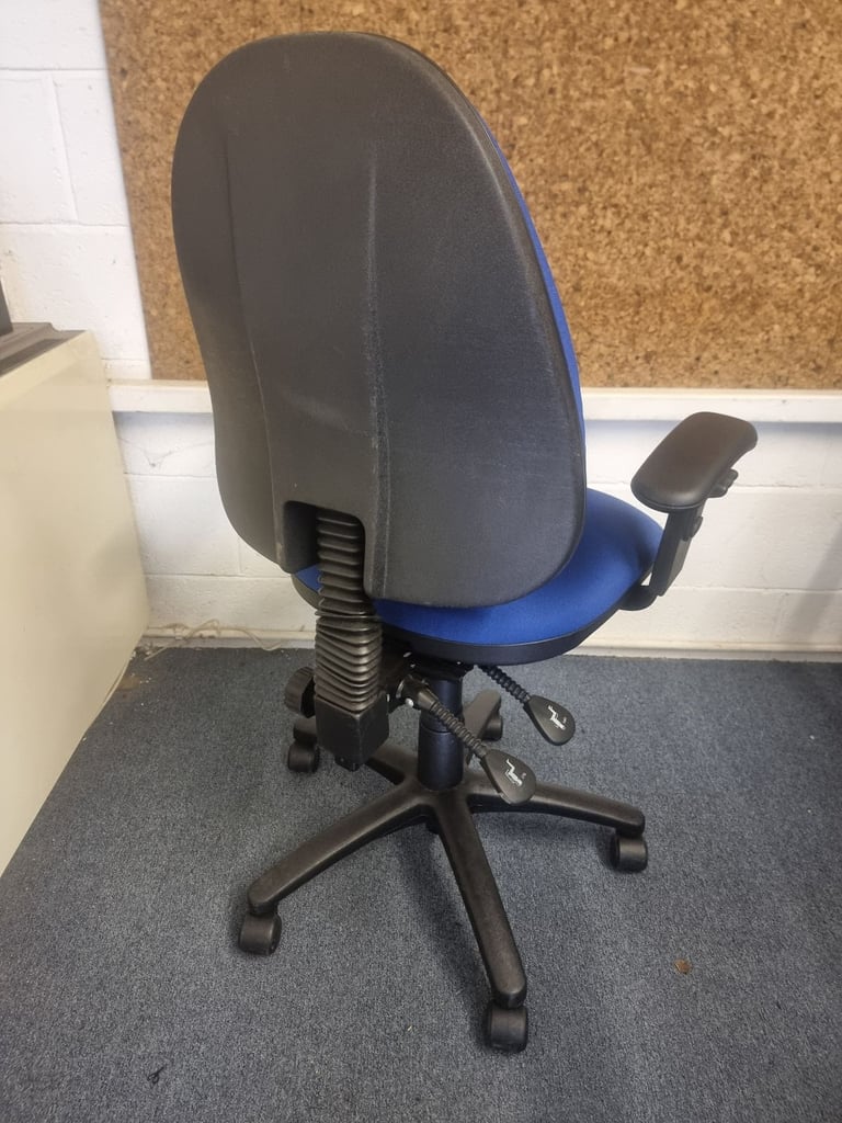 Bkue Toransen Adjustable Office Swivel Desk Chair 2 Available 