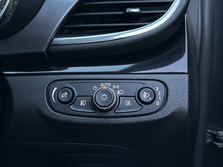 2017 Vauxhall Mokka X 1.4T Active 5dr HATCHBACK Petrol Manual