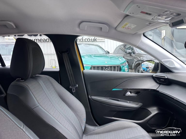 2023 Peugeot 208 1.2 PureTech Allure Premium + EAT Euro 6 (s/s) 5dr HATCHBACK Petrol Automatic
