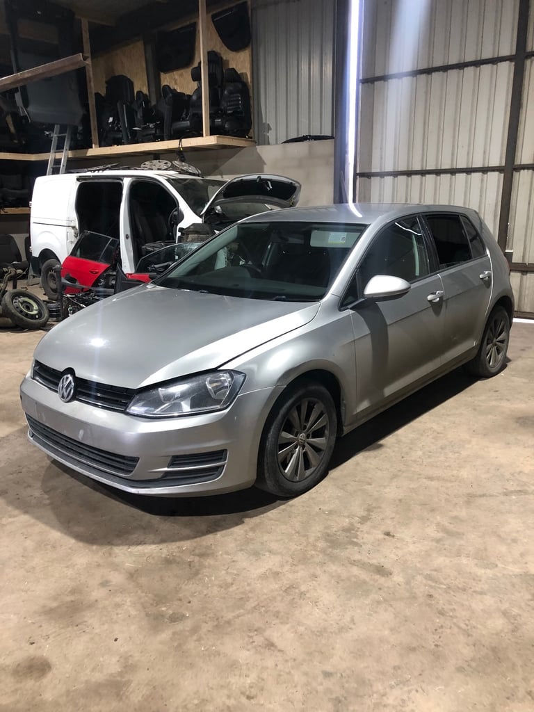 Vw Golf breaking for parts