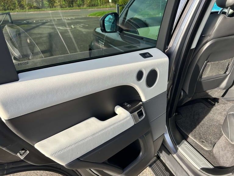 2016 Land Rover Range Rover Sport 3.0 Range Rover Sport HSE SDV6 Auto 4WD 5dr SUV Diesel Automatic