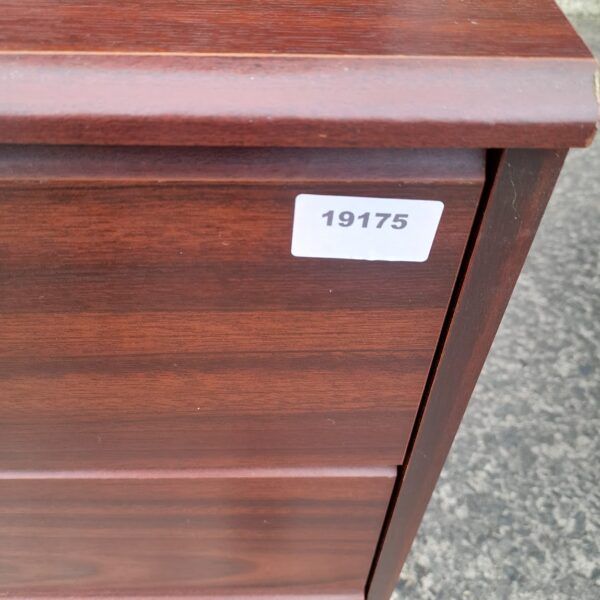 Mahogany 3 drawer bedside 53cm x 39cm x 64cm, Ref:19175 £20.00