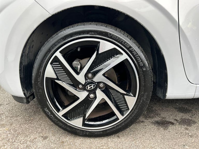 2024 Hyundai i10 1.0 Premium Hatchback 5dr Petrol Auto Euro 6 (s/s) (63 ps) Hatchback PETROL Auto...