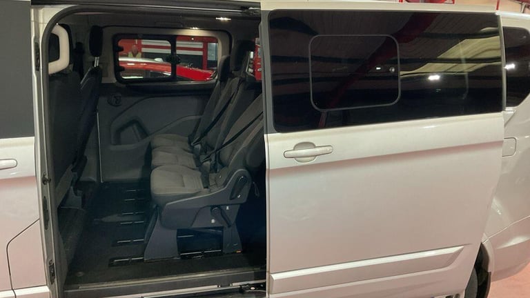 2020 Ford Tourneo Custom 2.0 320 EcoBlue Titanium Auto L2 Euro 6 (s/s) 5dr MPV Diesel Automatic