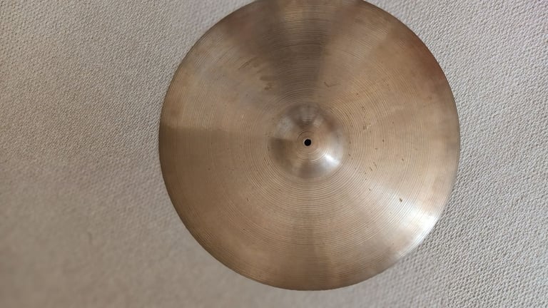 Vintage Zildjian Avedis 24inch Crash Cymbal 1960's