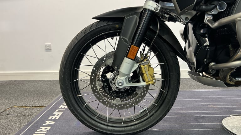 2022 BMW R1250 BMW R1250 GS TE DUEL Petrol Manual