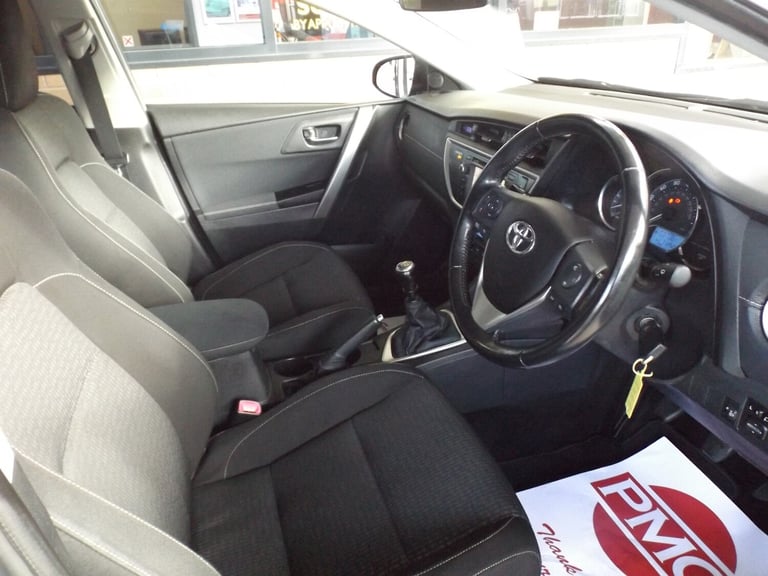 image for 2014 Toyota Auris 1.6 V-Matic Icon+ 5dr HATCHBACK Petrol Manual