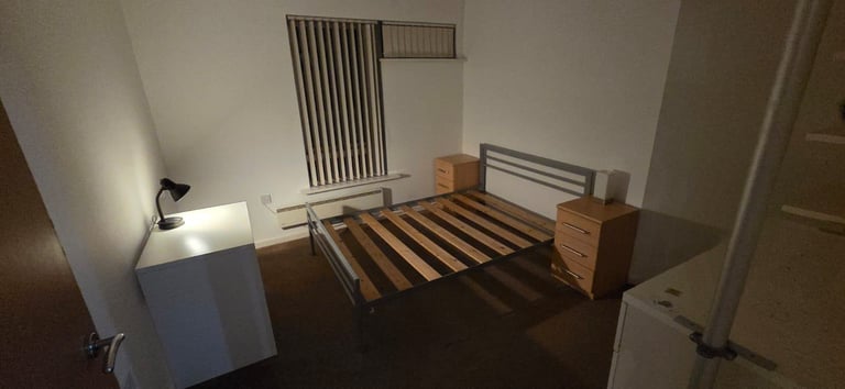 2 Bed 2 bath Apartment in Manchester City Center