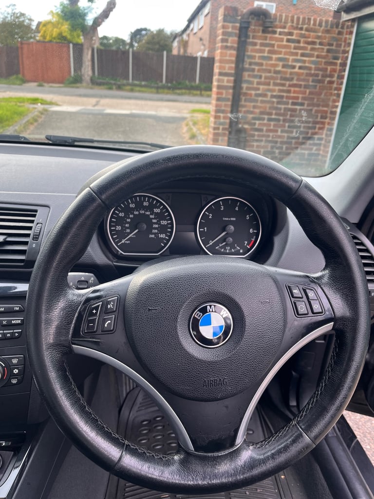 BMW, 1 SERIES, Hatchback, 2008, Semi-Auto, 1599 (cc), 5 doors