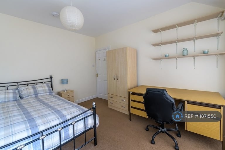 4 bedroom house in Finchley Road, Manchester, M14 (4 bed) (#1871550)