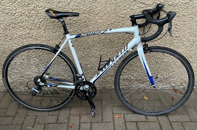 Bike/Bicycle.GENTS SPECIALIZED “ ALLEZ “ LARGE LIGHTWEIGHT FRAME ROAD BIKE