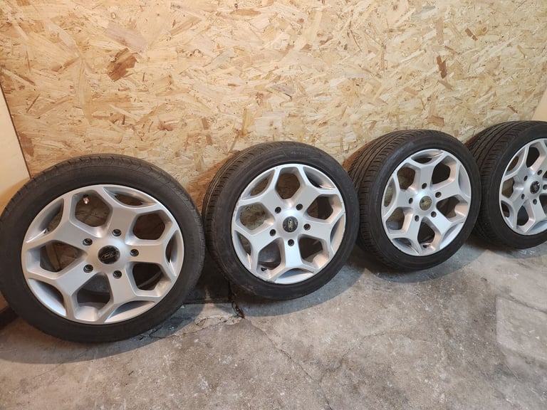 image for Ford transit ST Alloys with very good tryes 