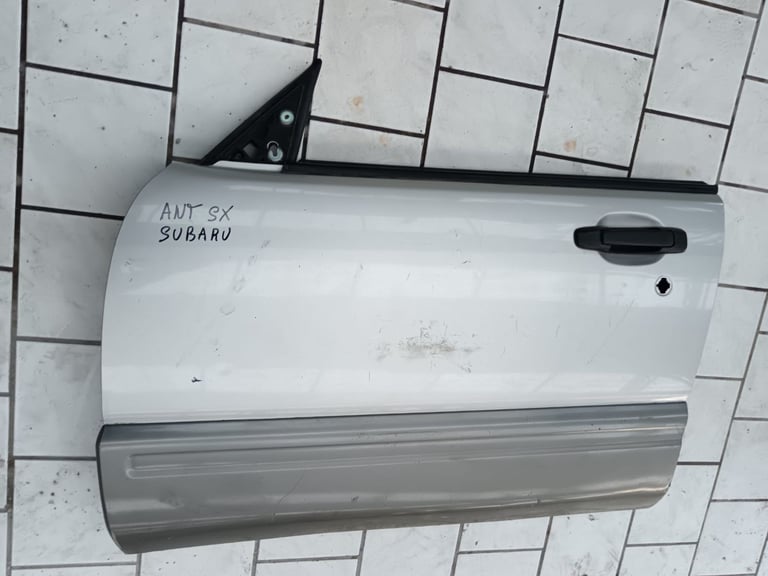 Lh front door for Subaru Forester