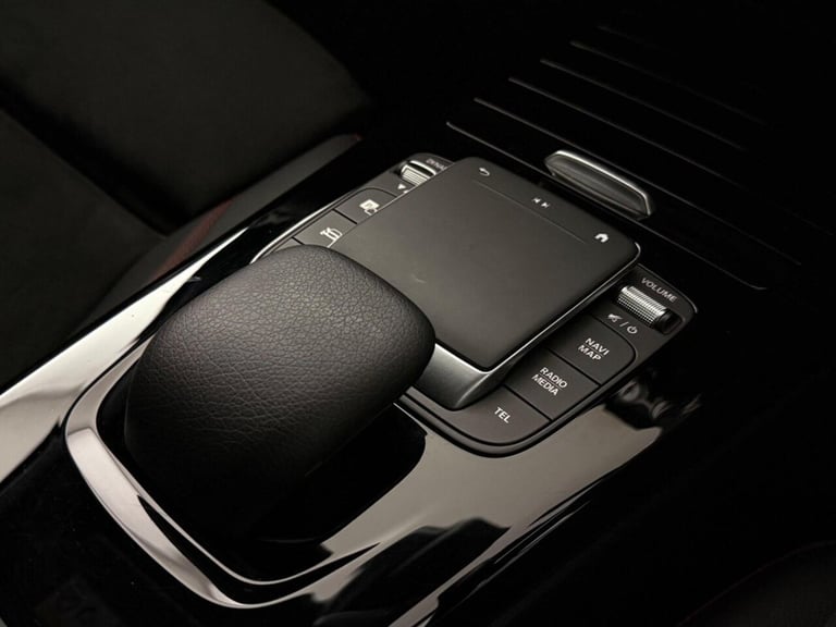 2021 Mercedes-Benz A-Class 1.3 A250e 15.6kWh AMG Line (Premium 2) 8G-DCT Euro 6 (s/s) 5dr Hatchba...