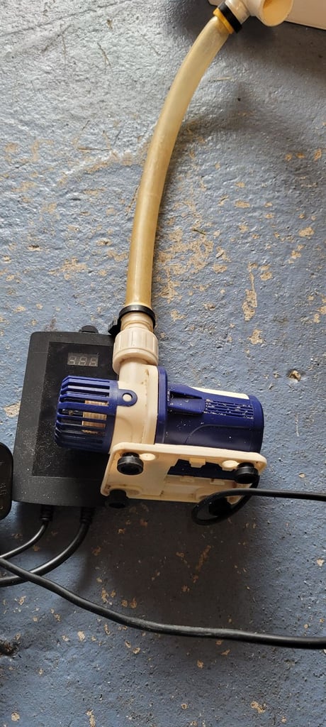 TMC 2000 l/h pump